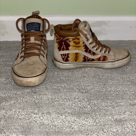 Vans X Pendleton Tribal Mountain Edition High Top Suede Sneakers Women’s Size 6 - Picture 4 of 8